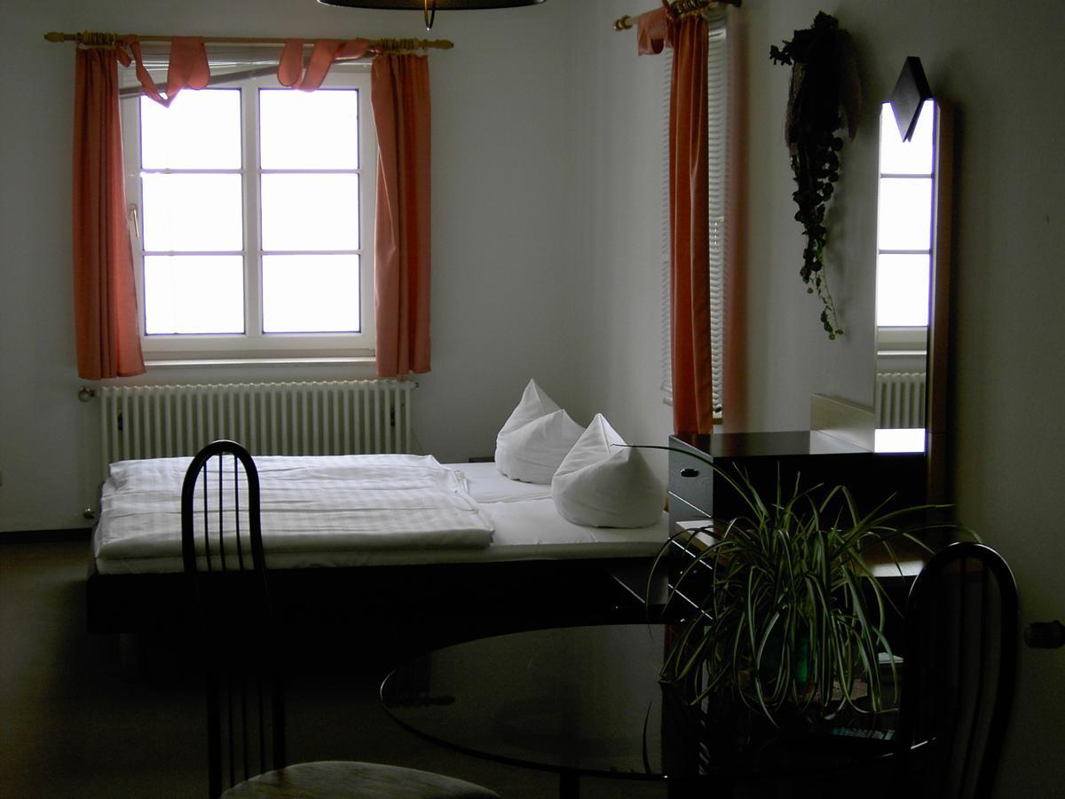 Landhotel Am Fuchsbach Berga  Eksteriør billede